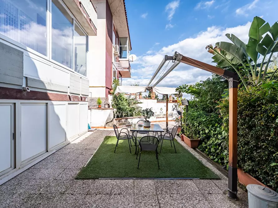 Immagine 10 di Appartamento in vendita  in Via Litteri 51 a Aci Castello