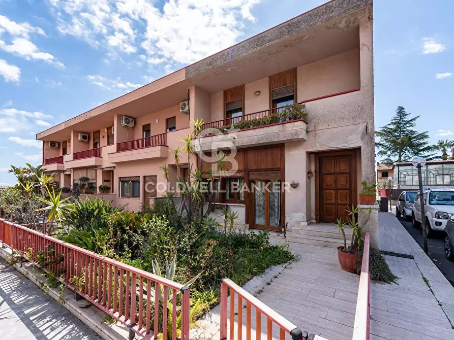 Immagine 3 di Villetta a schiera in vendita  in via Duca D'aosta 116/A a San Giovanni La Punta