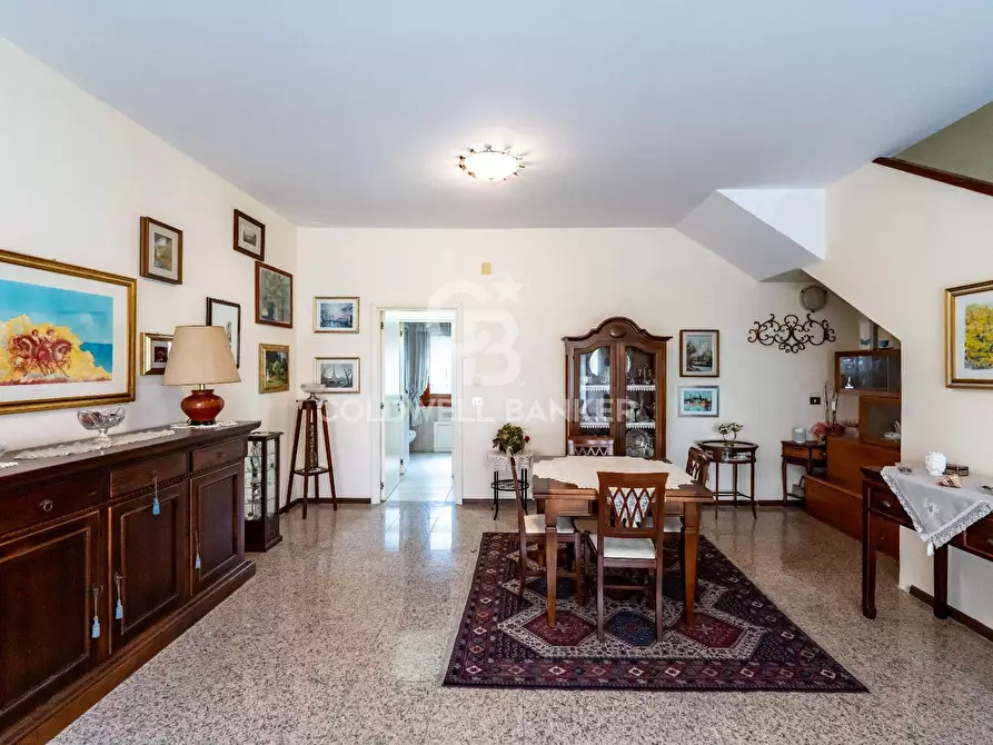 Immagine 6 di Villetta a schiera in vendita  in via Duca D'aosta 116/A a San Giovanni La Punta