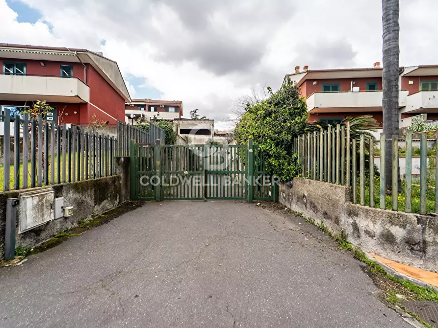Immagine 29 di Villetta a schiera in vendita  in Via Giacomo Leopardi 12A-18 a Aci Sant'antonio