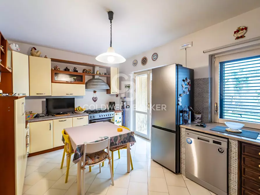 Immagine 5 di Villetta a schiera in vendita  in Via Giacomo Leopardi 12A-18 a Aci Sant'antonio
