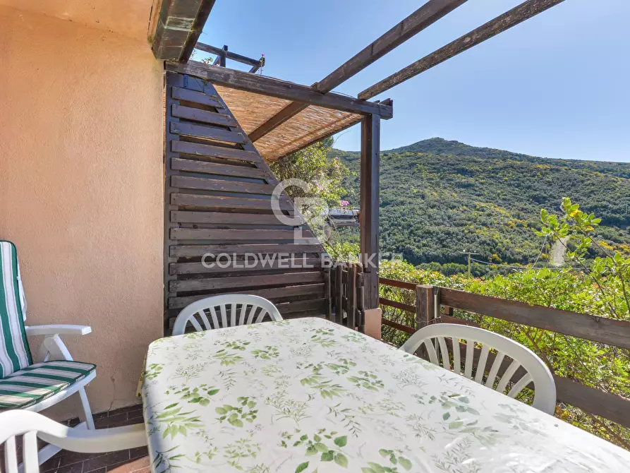 Immagine 4 di Appartamento in vendita  in Via Fonza a Campo Nell'elba