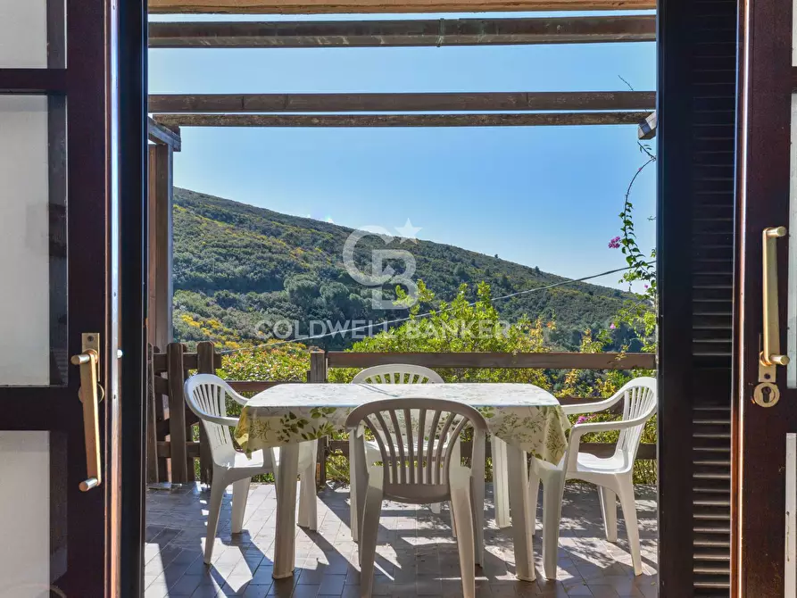 Immagine 6 di Appartamento in vendita  in Via Fonza a Campo Nell'elba