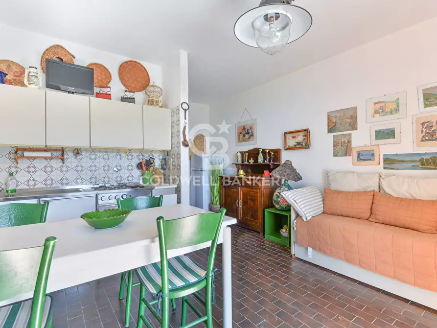 Immagine 11 di Appartamento in vendita  in Via Fonza a Campo Nell'elba