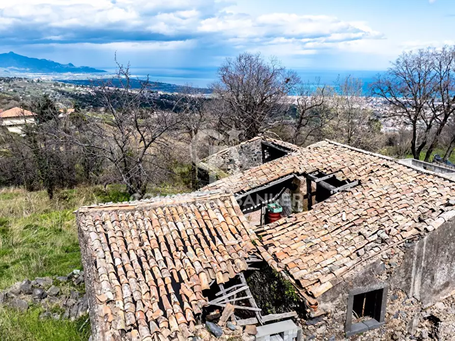 Immagine 10 di Terreno agricolo in vendita  in Via delle Querce a Giarre