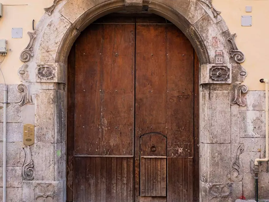 Immagine 36 di Appartamento in vendita  in Via Portacatena 24 a Salerno