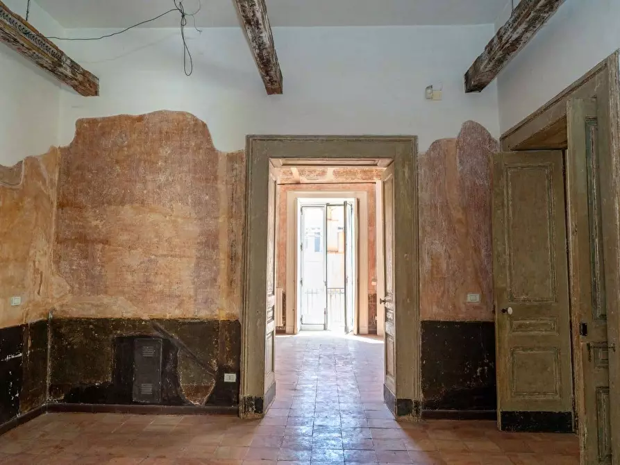 Immagine 11 di Appartamento in vendita  in Via Portacatena 24 a Salerno