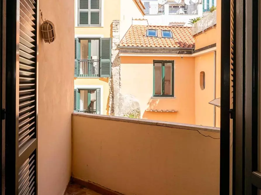 Immagine 22 di Appartamento in vendita  in Via Portacatena 24 a Salerno