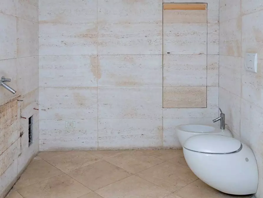 Immagine 27 di Appartamento in vendita  in Via Portacatena 24 a Salerno