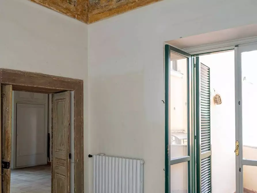 Immagine 21 di Appartamento in vendita  in Via Portacatena 24 a Salerno