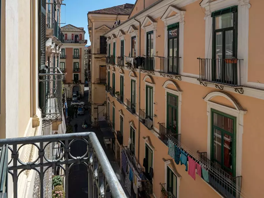 Immagine 10 di Appartamento in vendita  in Via Portacatena 24 a Salerno