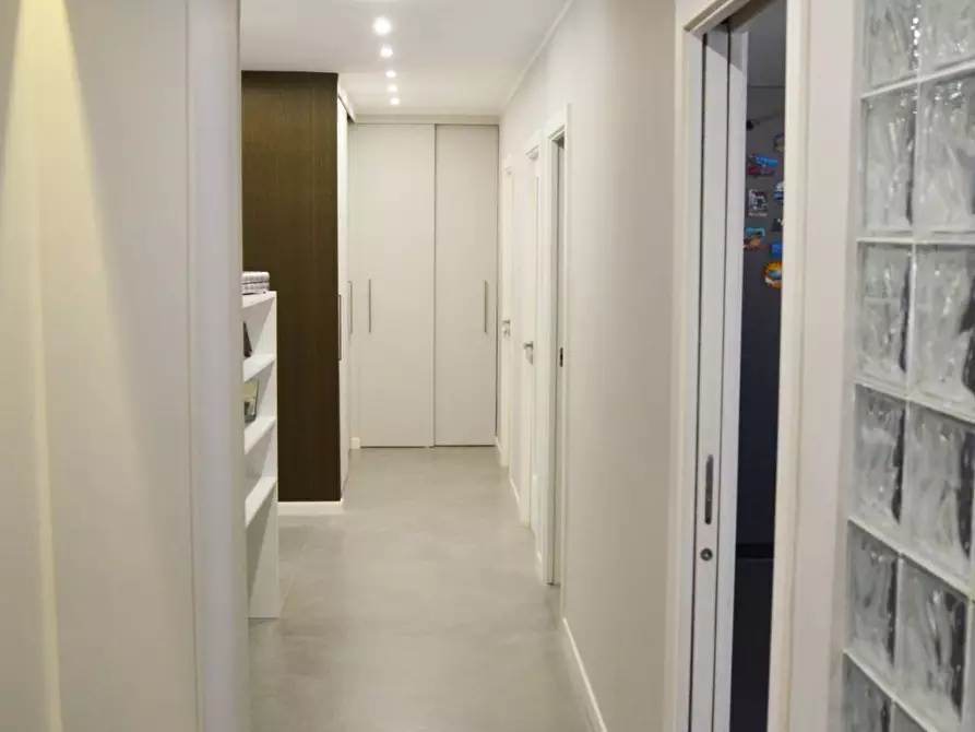 Immagine 4 di Appartamento in vendita  in CORSO GARIBALDI 168 a Portici