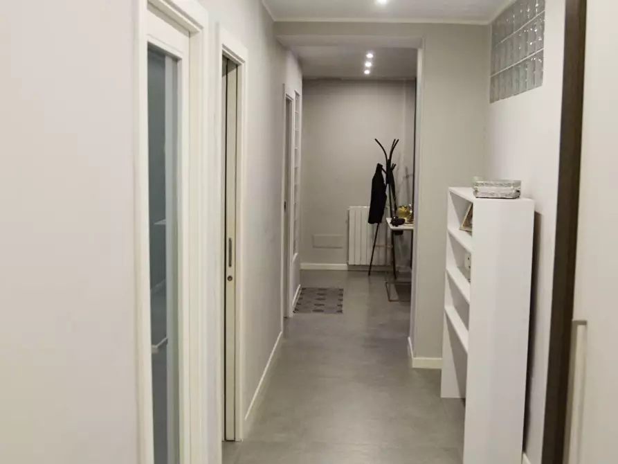 Immagine 5 di Appartamento in vendita  in CORSO GARIBALDI 168 a Portici