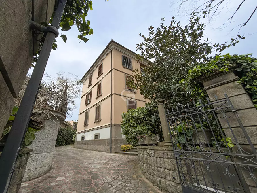 Immagine 1 di Appartamento in vendita  in via Lorenzo da Viterbo a Viterbo