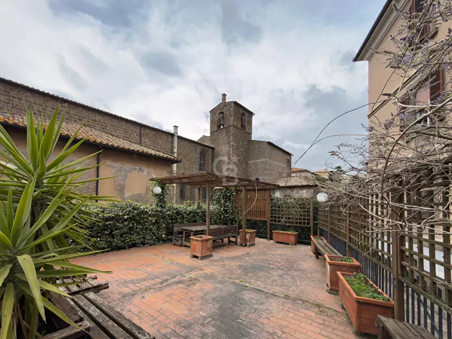 Immagine 55 di Appartamento in vendita  in via Lorenzo da Viterbo a Viterbo