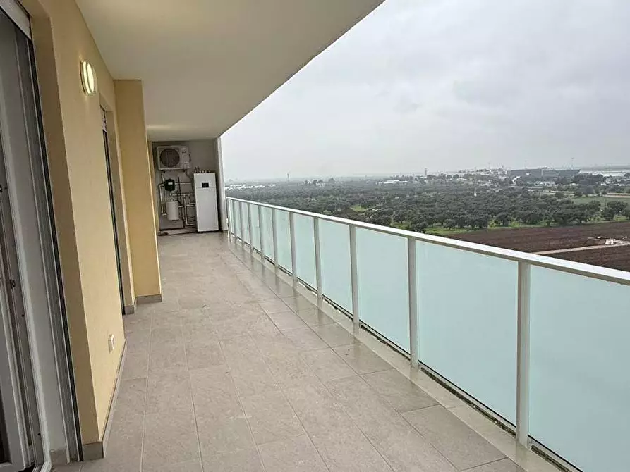 Immagine 4 di Appartamento in vendita  in Strada Provinciale Aereoporto 156 a Bari