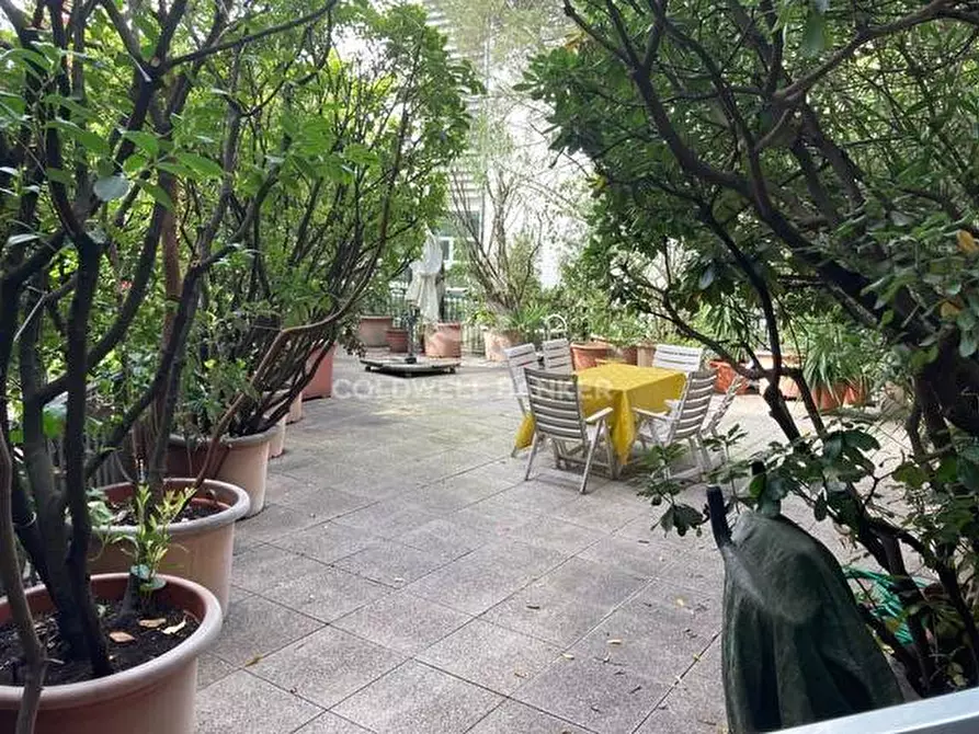 Immagine 1 di Appartamento in vendita  in Via Luigi Einaudi 54 a Venezia