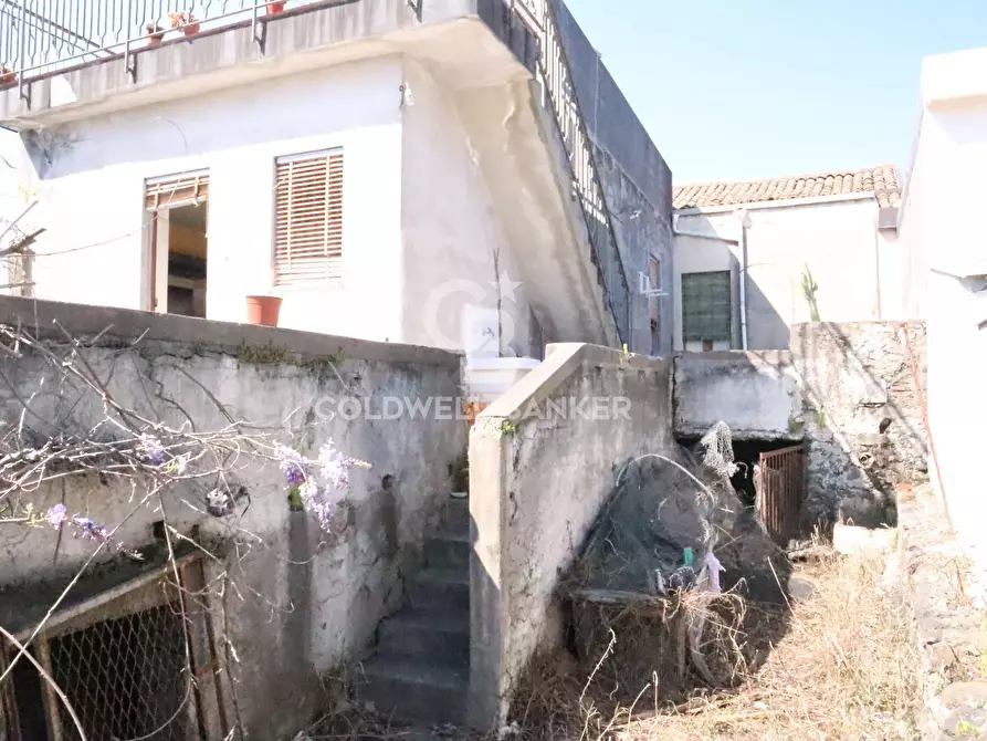 Immagine 3 di Villa in vendita  in Via Ingegnere  (Pozzillo) 10-12 a Acireale