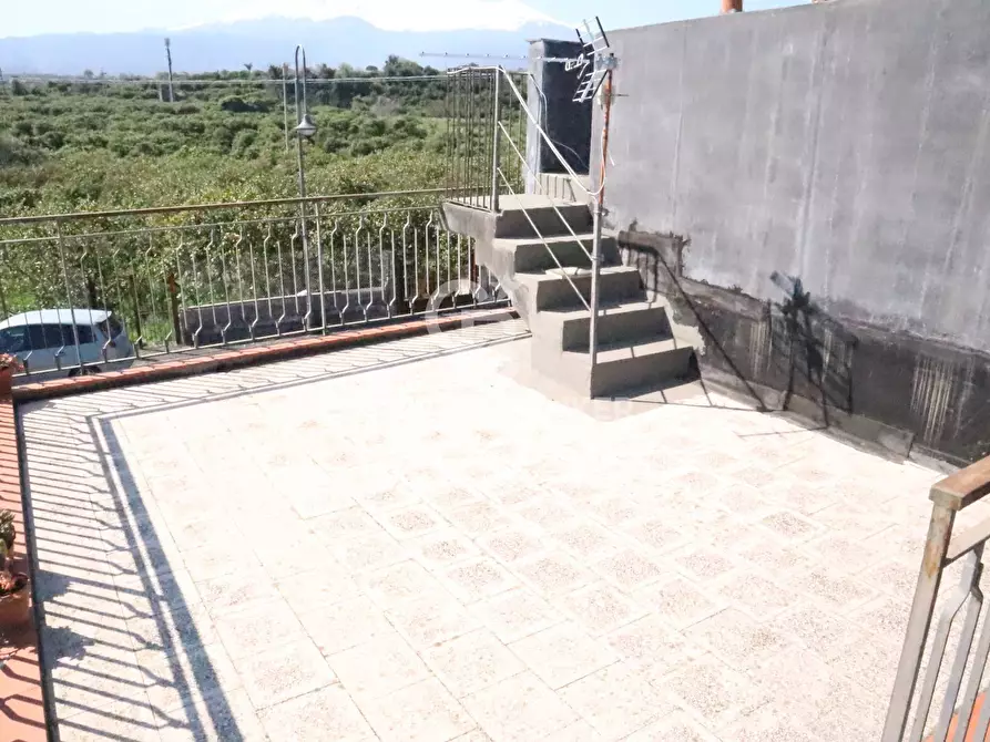 Immagine 6 di Villa in vendita  in Via Ingegnere  (Pozzillo) 10-12 a Acireale