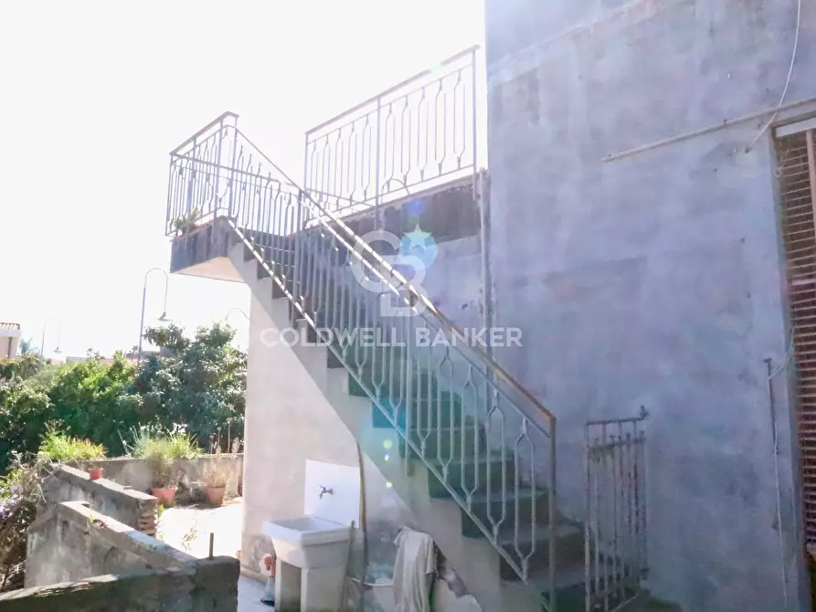 Immagine 5 di Villa in vendita  in Via Ingegnere  (Pozzillo) 10-12 a Acireale