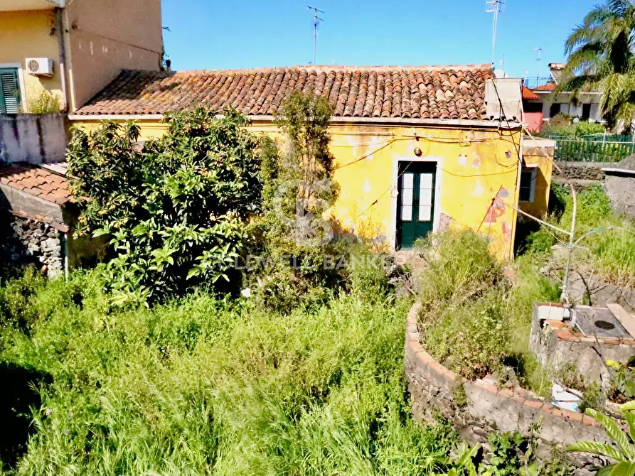 Immagine 3 di Terreno residenziale in vendita  in Via Fondi (Pozzillo) 29 a Acireale