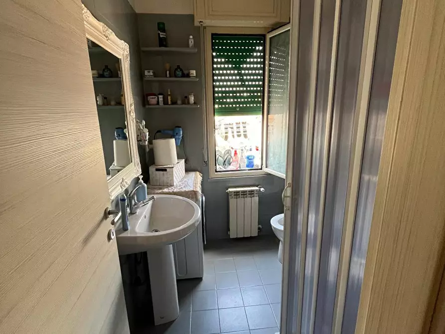 Immagine 5 di Appartamento in vendita  in Via Sant'antonio Abate a Napoli