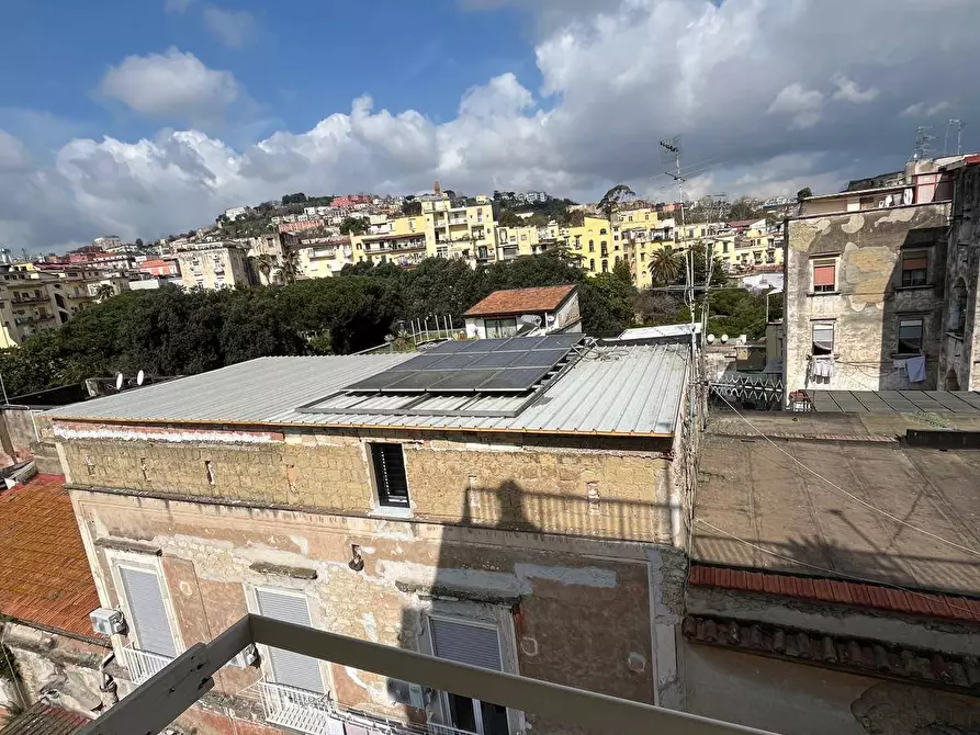 Immagine 1 di Appartamento in vendita  in Via Sant'antonio Abate a Napoli