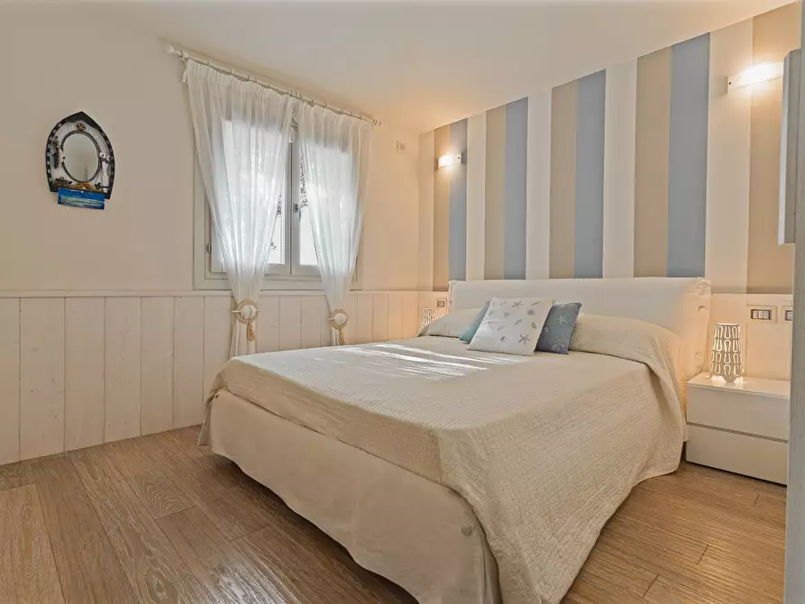 Immagine 14 di Villa in vendita  in Via Punta Saline 12/1 a Olbia