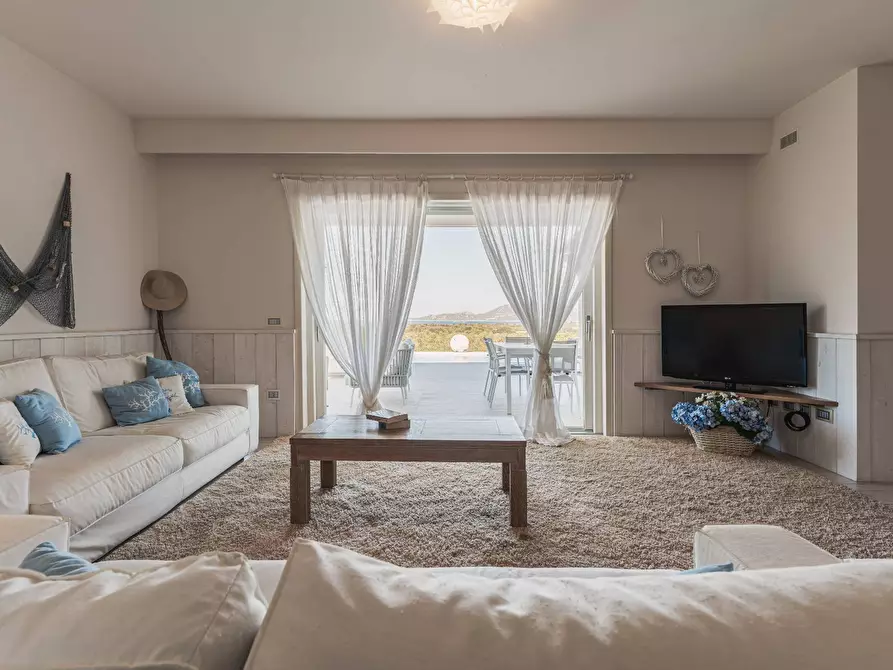 Immagine 8 di Villa in vendita  in Via Punta Saline 12/1 a Olbia