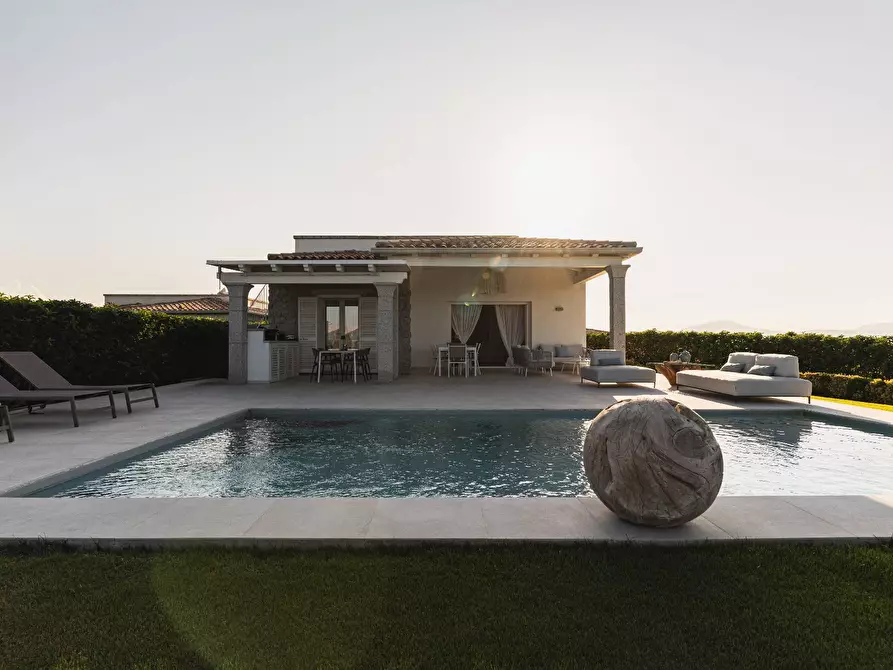Immagine 24 di Villa in vendita  in Via Punta Saline 12/1 a Olbia