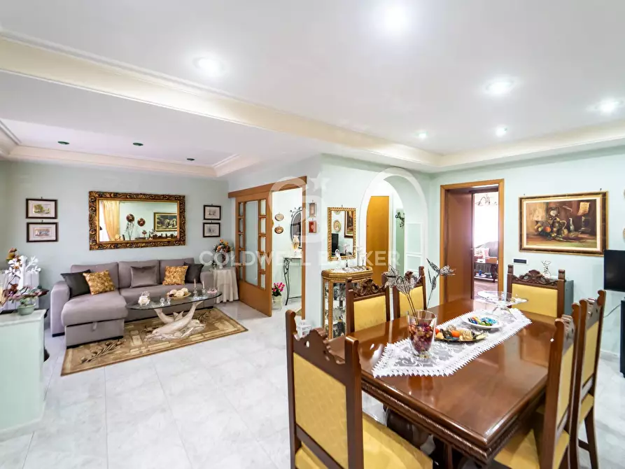 Immagine 3 di Appartamento in vendita  in Via Matteo Ragonisi, 7 a Acireale