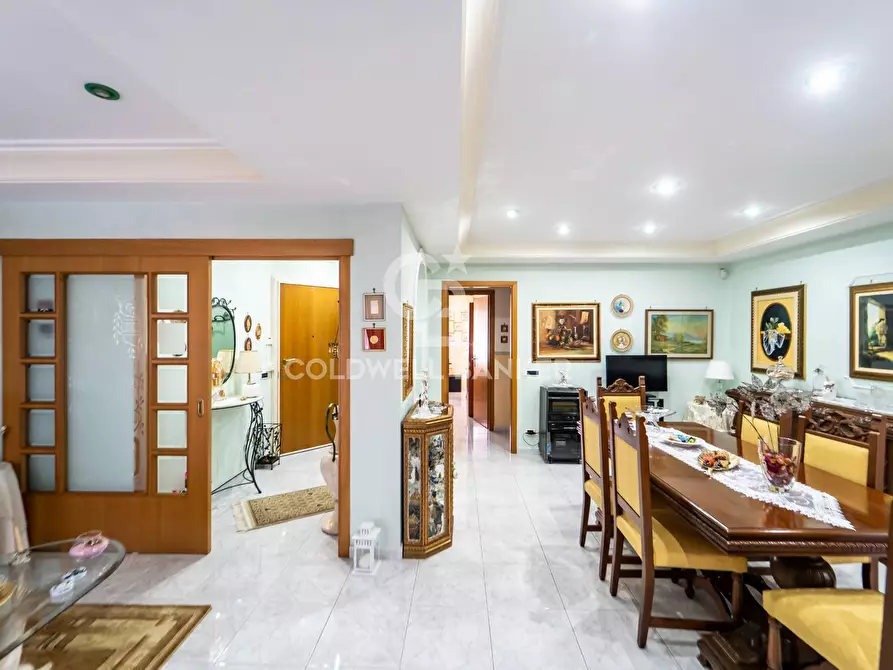 Immagine 4 di Appartamento in vendita  in Via Matteo Ragonisi, 7 a Acireale