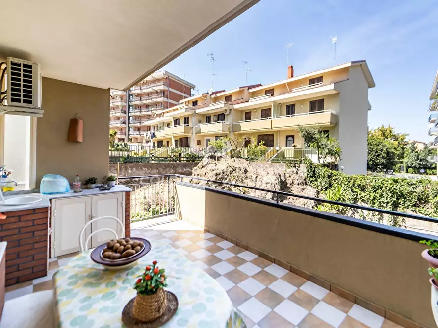 Immagine 32 di Appartamento in vendita  in Via Matteo Ragonisi, 7 a Acireale