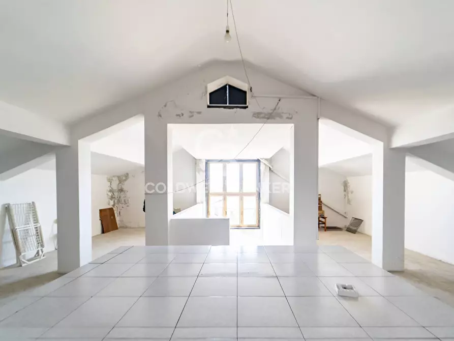 Immagine 34 di Appartamento in vendita  in Via Matteo Ragonisi, 7 a Acireale