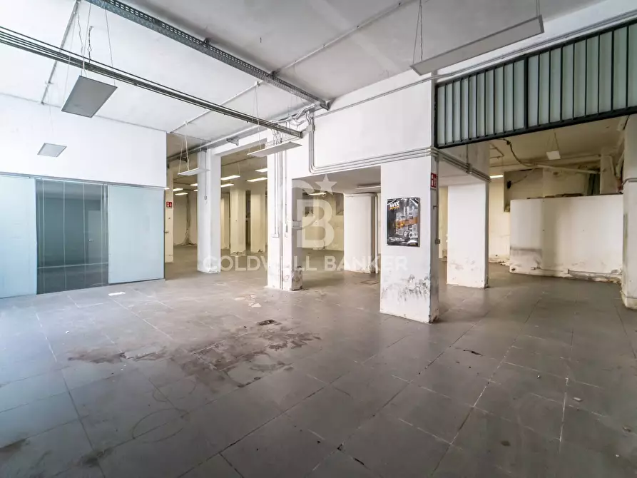 Immagine 3 di Magazzino in affitto  in Viale Mario Rapisardi a Catania