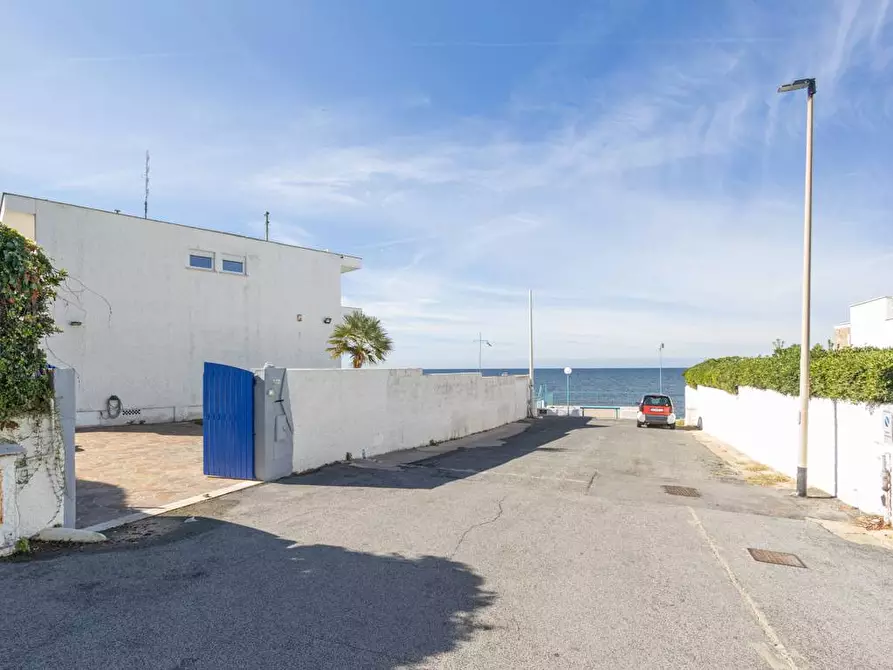 Immagine 4 di Villa in vendita  in Via Fabio Filzi a Santa Marinella