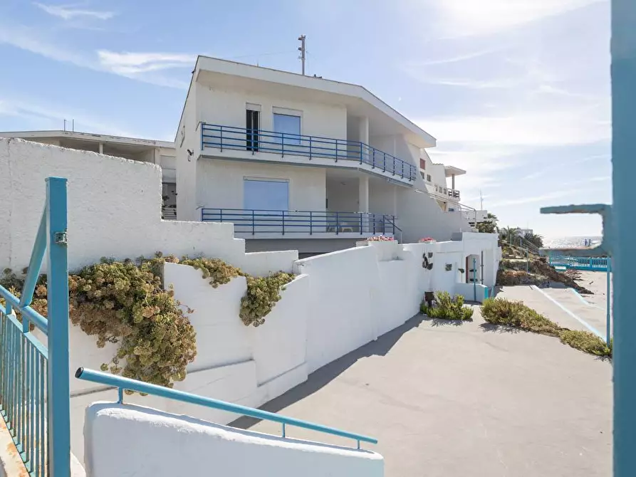 Immagine 6 di Villa in vendita  in Via Fabio Filzi a Santa Marinella