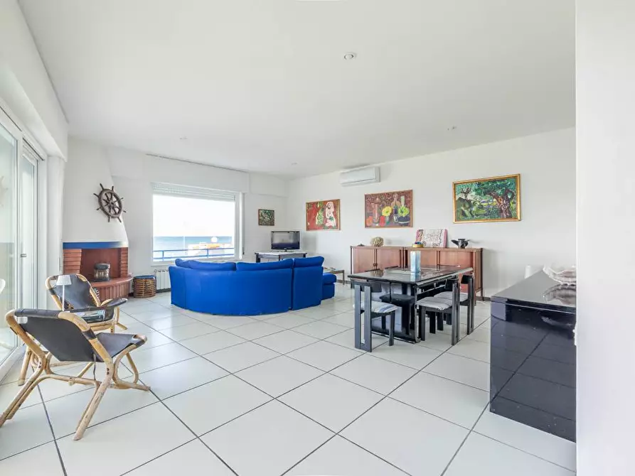 Immagine 15 di Villa in vendita  in Via Fabio Filzi a Santa Marinella