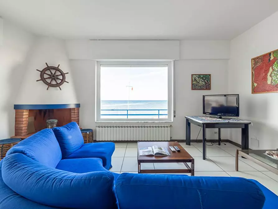 Immagine 17 di Villa in vendita  in Via Fabio Filzi a Santa Marinella