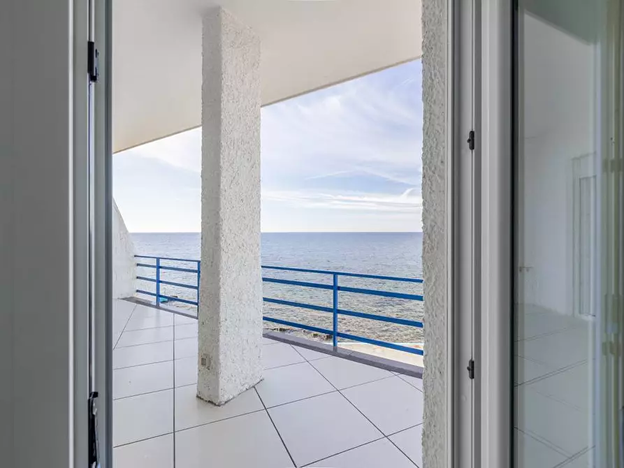 Immagine 32 di Villa in vendita  in Via Fabio Filzi a Santa Marinella