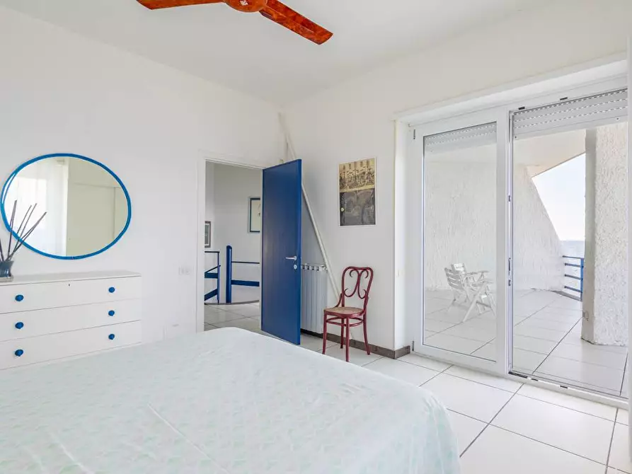 Immagine 39 di Villa in vendita  in Via Fabio Filzi a Santa Marinella