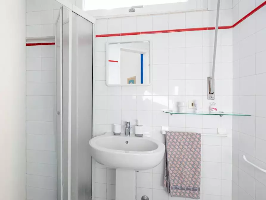 Immagine 46 di Villa in vendita  in Via Fabio Filzi a Santa Marinella