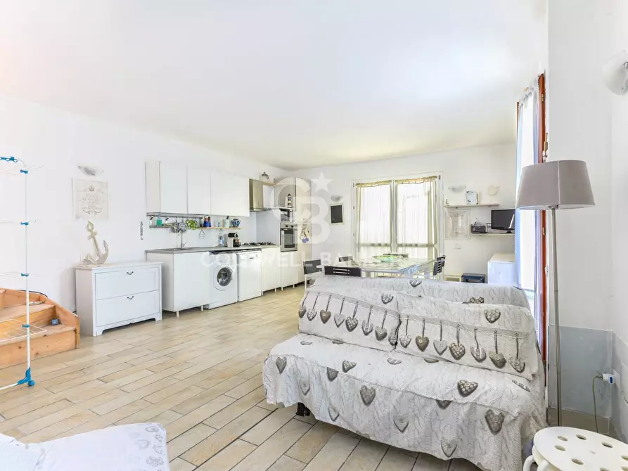 Immagine 4 di Villa in vendita  in Via di Literno a Marciana