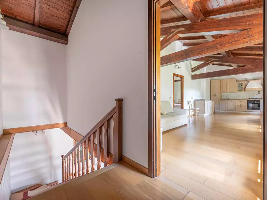 Immagine 12 di Villa in vendita  in S.P. Santa Severa - Tolfa km. 17.500 a Allumiere