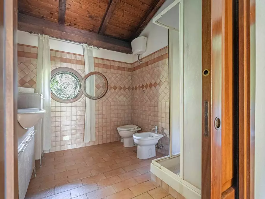 Immagine 18 di Villa in vendita  in S.P. Santa Severa - Tolfa km. 17.500 a Allumiere