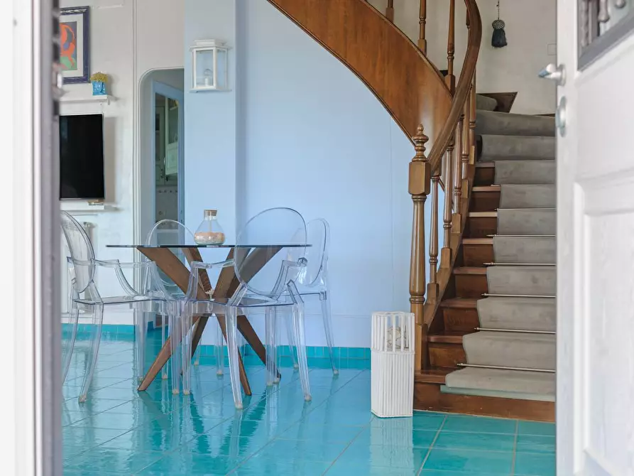 Immagine 10 di Villa in vendita  in Via Aurelia 136N a Santa Marinella