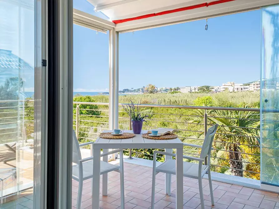 Immagine 32 di Villa in vendita  in Via Aurelia 136N a Santa Marinella