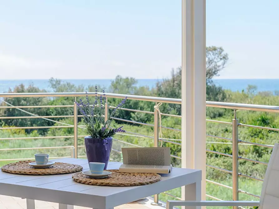 Immagine 34 di Villa in vendita  in Via Aurelia 136N a Santa Marinella