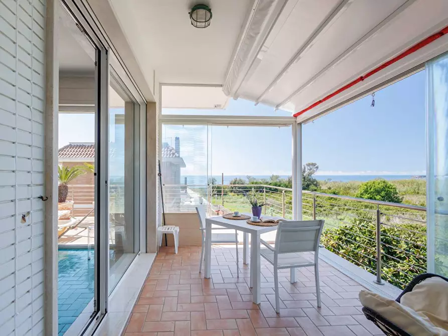 Immagine 35 di Villa in vendita  in Via Aurelia 136N a Santa Marinella
