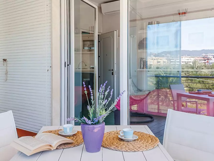 Immagine 38 di Villa in vendita  in Via Aurelia 136N a Santa Marinella